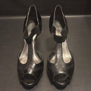 Elegant Black Peep-Toe Women's Shoes